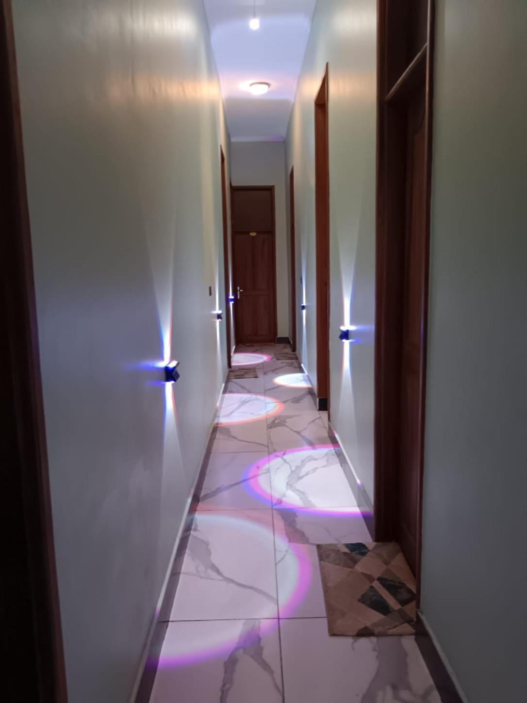 Hba Lodge Kahama Екстериор снимка